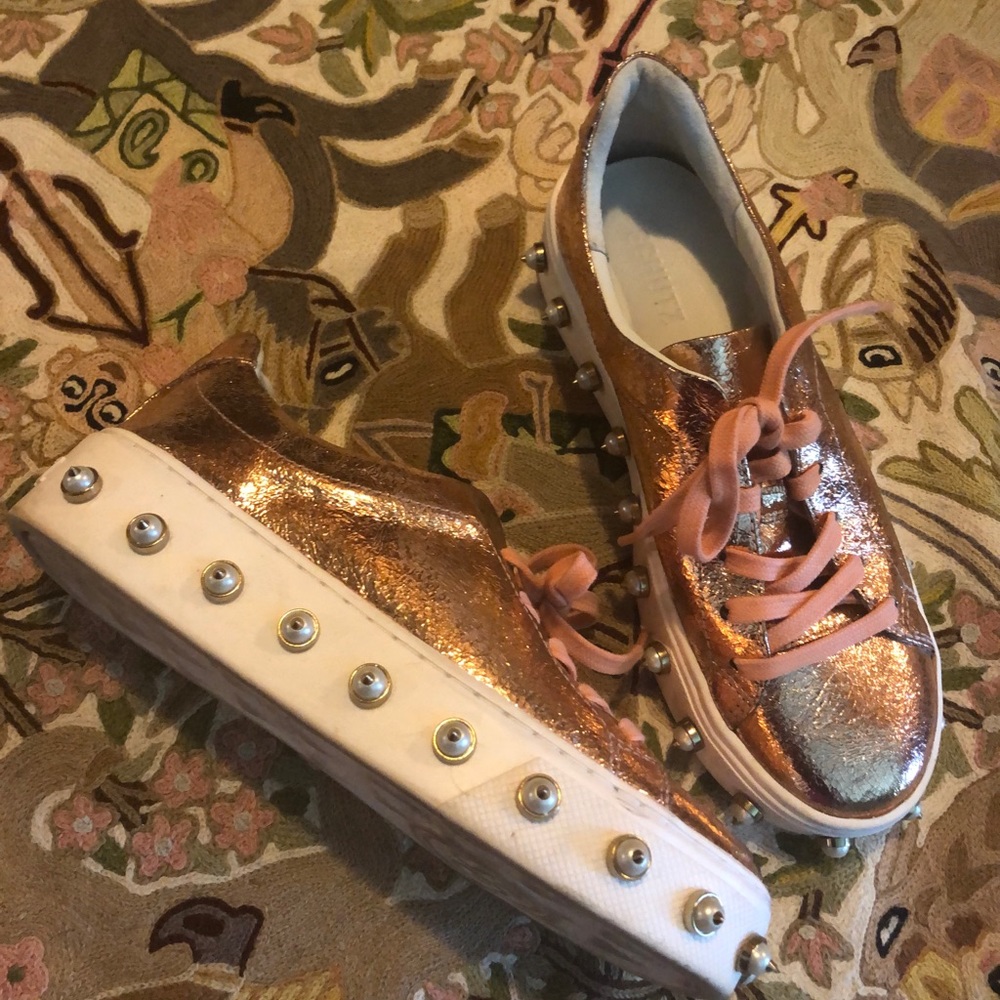 Rosegold metallic grommet sneakers!